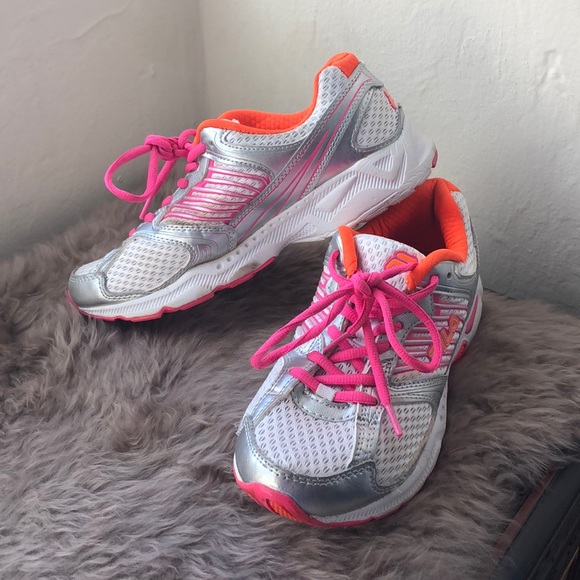 fila running shoes womens sale